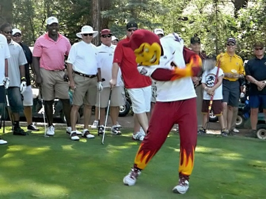 Sparky teeing off last year