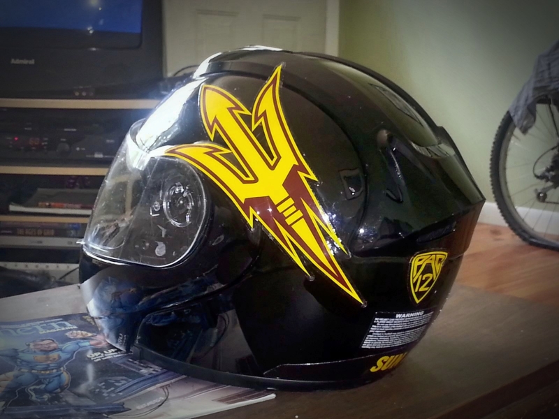 Diehard helmet final 1