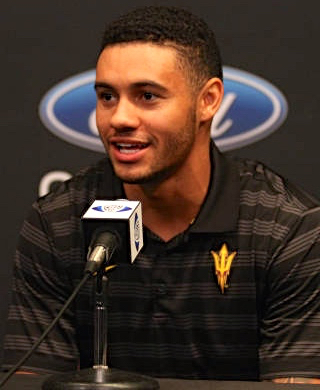 D.J. Foster staying for senior season